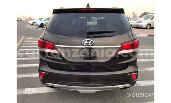 Nunua Imported Hyundai Santa Fe Nyeusi Gari ndani ya Import - Dubai nchini Arusha Nunua Imported Hyundai Santa Fe Nyeusi Gari ndani ya Import - Dubai nchini Arusha