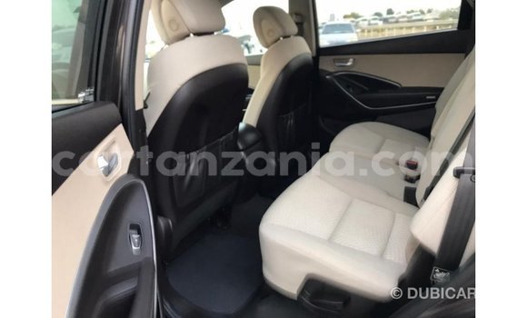 Nunua Imported Hyundai Santa Fe Nyeusi Gari ndani ya Import - Dubai nchini Arusha Nunua Imported Hyundai Santa Fe Nyeusi Gari ndani ya Import - Dubai nchini Arusha