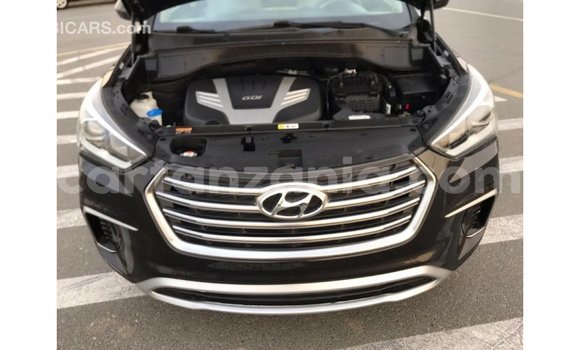 Nunua Imported Hyundai Santa Fe Nyeusi Gari ndani ya Import - Dubai nchini Arusha Nunua Imported Hyundai Santa Fe Nyeusi Gari ndani ya Import - Dubai nchini Arusha