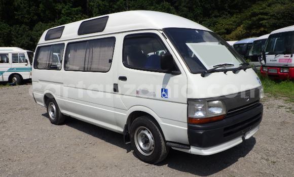 Buy Import Toyota Hiace White Car in Dar es Salaam in Dar es Salaam Buy Import Toyota Hiace White Car in Dar es Salaam in Dar es Salaam