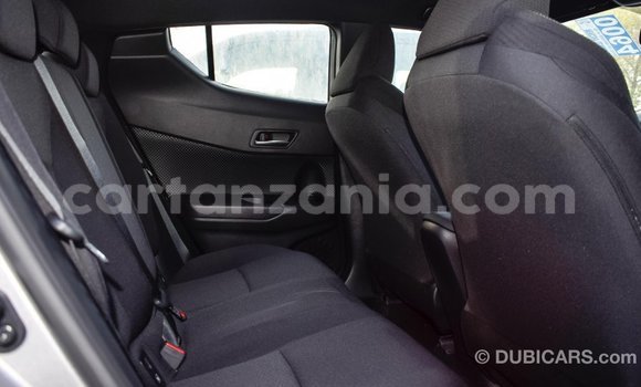 Nunua Imported Toyota C-HR Nyingine Gari ndani ya Import - Dubai nchini Arusha Nunua Imported Toyota C-HR Nyingine Gari ndani ya Import - Dubai nchini Arusha