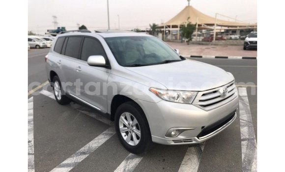 Buy Import Toyota Highlander Other Car in Import - Dubai in Arusha Buy Import Toyota Highlander Other Car in Import - Dubai in Arusha