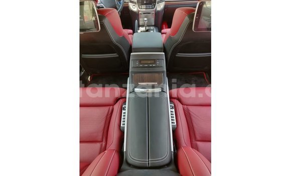 Nunua Imported Toyota Land Cruiser Nyeusi Gari ndani ya Import - Dubai nchini Arusha Nunua Imported Toyota Land Cruiser Nyeusi Gari ndani ya Import - Dubai nchini Arusha