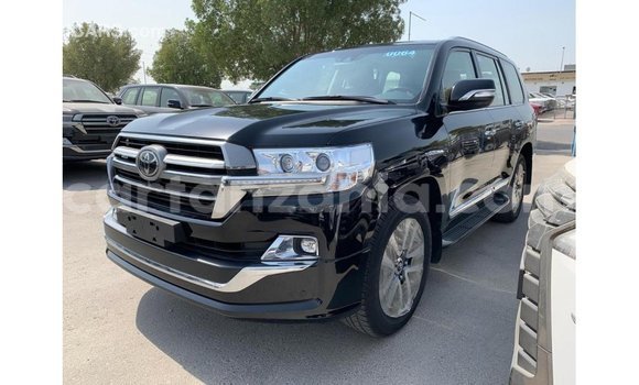 Nunua Imported Toyota Land Cruiser Nyeusi Gari ndani ya Import - Dubai nchini Arusha Nunua Imported Toyota Land Cruiser Nyeusi Gari ndani ya Import - Dubai nchini Arusha