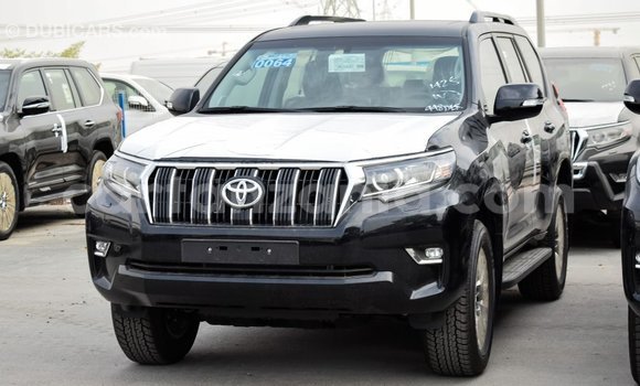 Nunua Imported Toyota Land Cruiser Nyeusi Gari ndani ya Import - Dubai nchini Arusha Nunua Imported Toyota Land Cruiser Nyeusi Gari ndani ya Import - Dubai nchini Arusha