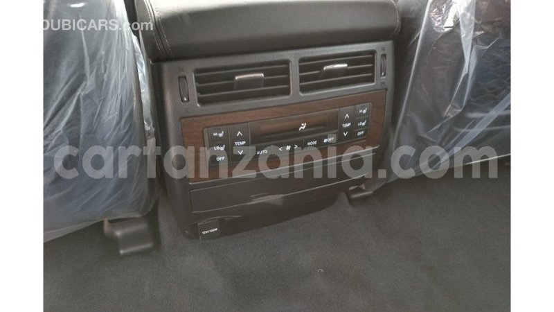 Big with watermark toyota land cruiser arusha import dubai 7729