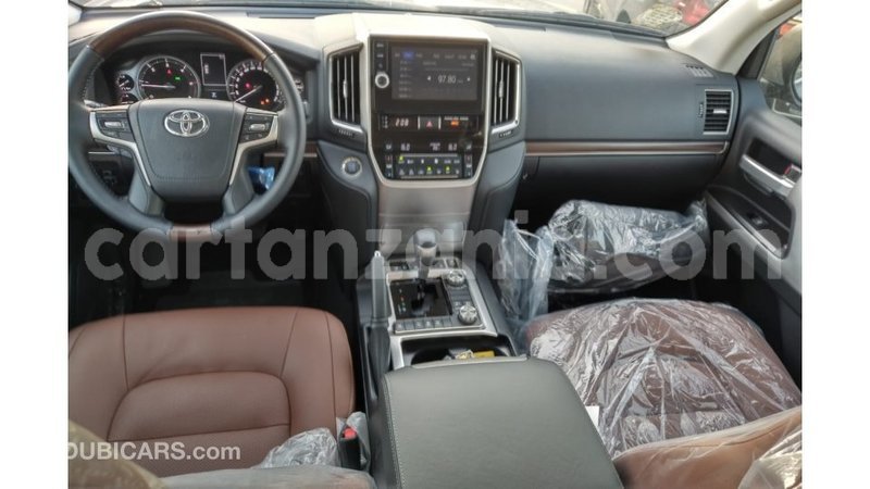 Big with watermark toyota land cruiser arusha import dubai 7729