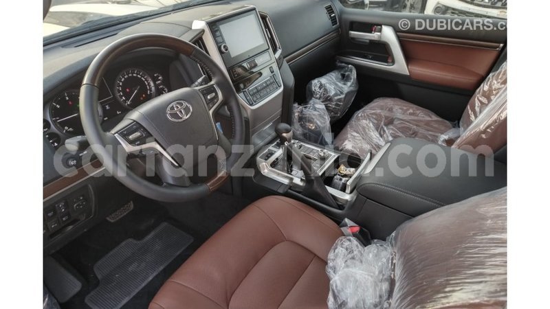 Big with watermark toyota land cruiser arusha import dubai 7729