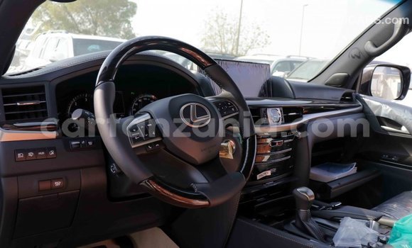 Nunua Imported Lexus LX Nyeupe Gari ndani ya Import - Dubai nchini Arusha Nunua Imported Lexus LX Nyeupe Gari ndani ya Import - Dubai nchini Arusha