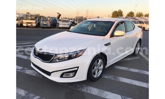 Nunua Imported Kia Optima Nyeupe Gari ndani ya Import - Dubai nchini Arusha Nunua Imported Kia Optima Nyeupe Gari ndani ya Import - Dubai nchini Arusha