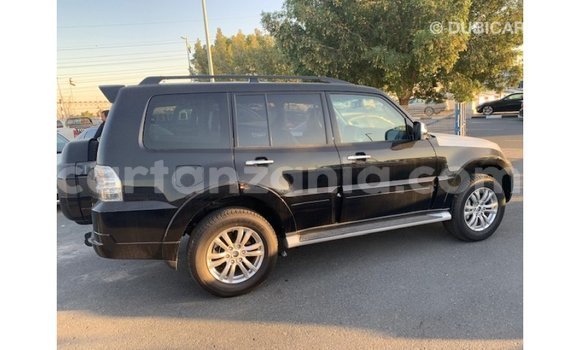 Buy Import Mitsubishi Pajero Black Car in Import - Dubai in Arusha Buy Import Mitsubishi Pajero Black Car in Import - Dubai in Arusha