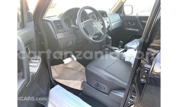 Buy Import Mitsubishi Pajero Black Car in Import - Dubai in Arusha Buy Import Mitsubishi Pajero Black Car in Import - Dubai in Arusha