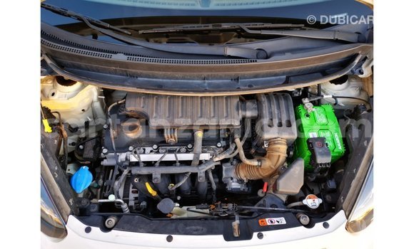 Nunua Imported Kia Picanto Nyeupe Gari ndani ya Import - Dubai nchini Arusha Nunua Imported Kia Picanto Nyeupe Gari ndani ya Import - Dubai nchini Arusha