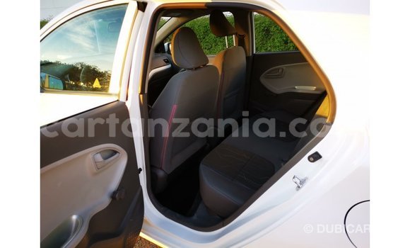 Nunua Imported Kia Picanto Nyeupe Gari ndani ya Import - Dubai nchini Arusha Nunua Imported Kia Picanto Nyeupe Gari ndani ya Import - Dubai nchini Arusha