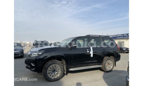 Nunua Imported Toyota Prado Nyeusi Gari ndani ya Import - Dubai nchini Arusha Nunua Imported Toyota Prado Nyeusi Gari ndani ya Import - Dubai nchini Arusha