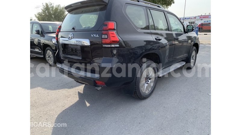 Big with watermark toyota prado arusha import dubai 7738