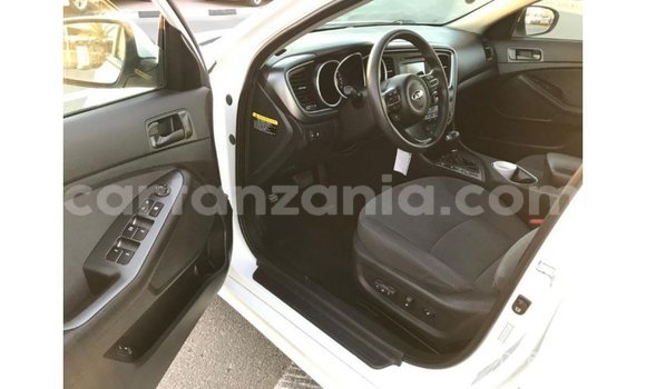 Nunua Imported Kia Optima Nyeupe Gari ndani ya Import - Dubai nchini Arusha Nunua Imported Kia Optima Nyeupe Gari ndani ya Import - Dubai nchini Arusha