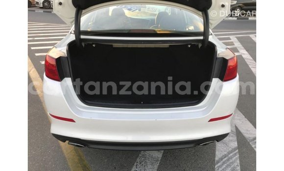 Nunua Imported Kia Optima Nyeupe Gari ndani ya Import - Dubai nchini Arusha Nunua Imported Kia Optima Nyeupe Gari ndani ya Import - Dubai nchini Arusha