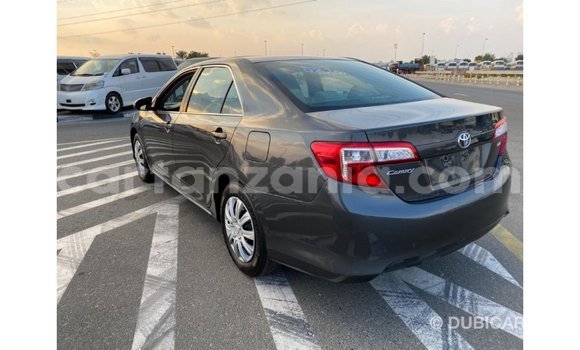 Nunua Imported Toyota Camry Nyingine Gari ndani ya Import - Dubai nchini Arusha Nunua Imported Toyota Camry Nyingine Gari ndani ya Import - Dubai nchini Arusha