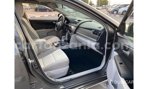Nunua Imported Toyota Camry Nyingine Gari ndani ya Import - Dubai nchini Arusha Nunua Imported Toyota Camry Nyingine Gari ndani ya Import - Dubai nchini Arusha