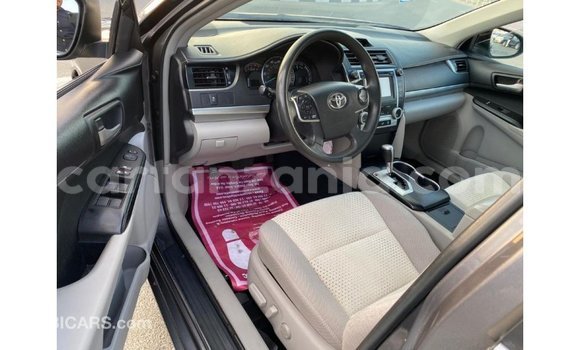 Nunua Imported Toyota Camry Nyingine Gari ndani ya Import - Dubai nchini Arusha Nunua Imported Toyota Camry Nyingine Gari ndani ya Import - Dubai nchini Arusha