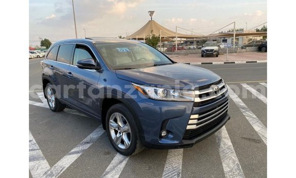 Buy Import Toyota Highlander Blue Car in Import - Dubai in Arusha Buy Import Toyota Highlander Blue Car in Import - Dubai in Arusha