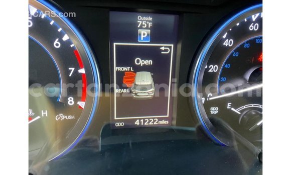 Nunua Imported Toyota Highlander Kijani Gari ndani ya Import - Dubai nchini Arusha Nunua Imported Toyota Highlander Kijani Gari ndani ya Import - Dubai nchini Arusha