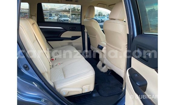 Buy Import Toyota Highlander Blue Car in Import - Dubai in Arusha Buy Import Toyota Highlander Blue Car in Import - Dubai in Arusha