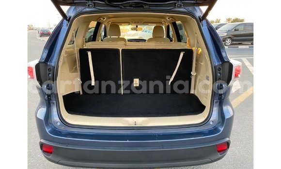 Buy Import Toyota Highlander Blue Car in Import - Dubai in Arusha Buy Import Toyota Highlander Blue Car in Import - Dubai in Arusha