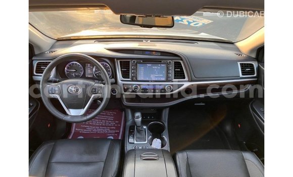 Nunua Imported Toyota Highlander Nyingine Gari ndani ya Import - Dubai nchini Arusha Nunua Imported Toyota Highlander Nyingine Gari ndani ya Import - Dubai nchini Arusha