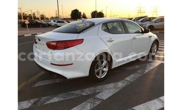Nunua Imported Kia Optima Nyeupe Gari ndani ya Import - Dubai nchini Arusha Nunua Imported Kia Optima Nyeupe Gari ndani ya Import - Dubai nchini Arusha