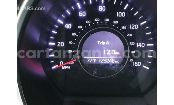 Nunua Imported Kia Optima Nyeupe Gari ndani ya Import - Dubai nchini Arusha Nunua Imported Kia Optima Nyeupe Gari ndani ya Import - Dubai nchini Arusha