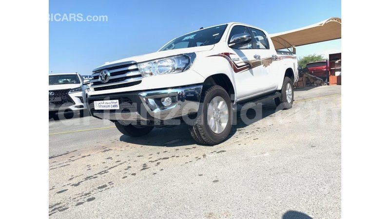 Big with watermark toyota hilux arusha import dubai 7757