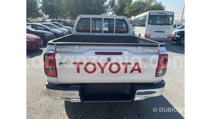 Big with watermark toyota hilux arusha import dubai 7757