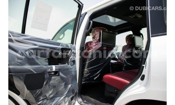 Nunua Imported Lexus LX Nyeupe Gari ndani ya Import - Dubai nchini Arusha Nunua Imported Lexus LX Nyeupe Gari ndani ya Import - Dubai nchini Arusha