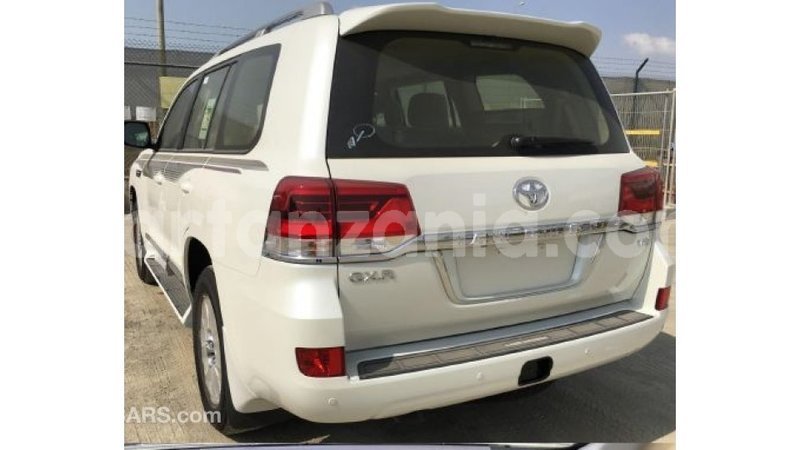 Big with watermark toyota land cruiser arusha import dubai 7761