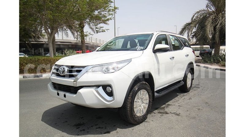 Big with watermark toyota fortuner arusha import dubai 7768