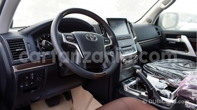 Big with watermark toyota land cruiser arusha import dubai 7770