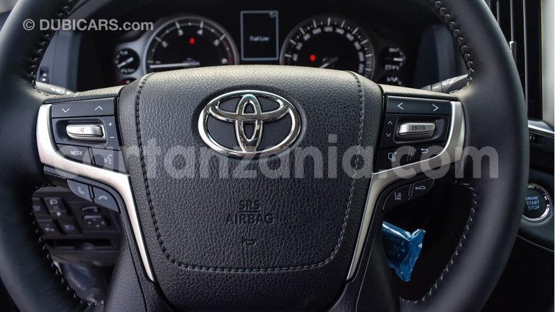 Big with watermark toyota land cruiser arusha import dubai 7770