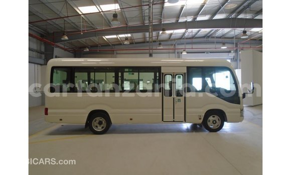 Nunua Imported Abarth 595 Nyeupe Gari ndani ya Import - Dubai nchini Arusha Nunua Imported Abarth 595 Nyeupe Gari ndani ya Import - Dubai nchini Arusha