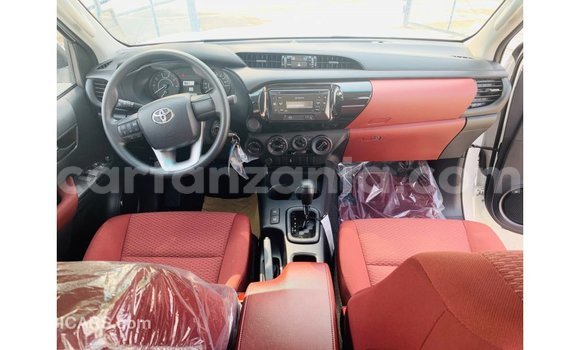 Buy Import Toyota Hilux White Car in Import - Dubai in Arusha Buy Import Toyota Hilux White Car in Import - Dubai in Arusha