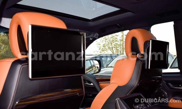 Nunua Imported Lexus LX Nyeusi Gari ndani ya Import - Dubai nchini Arusha Nunua Imported Lexus LX Nyeusi Gari ndani ya Import - Dubai nchini Arusha