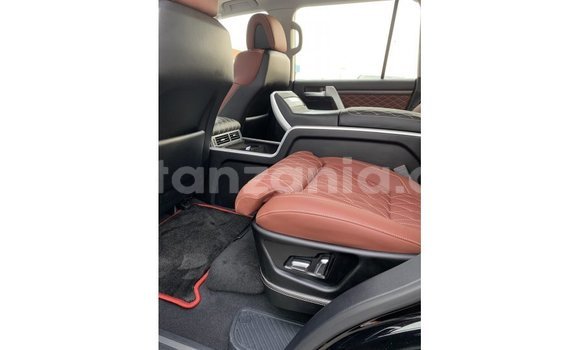 Nunua Imported Toyota Land Cruiser Nyeusi Gari ndani ya Import - Dubai nchini Arusha Nunua Imported Toyota Land Cruiser Nyeusi Gari ndani ya Import - Dubai nchini Arusha