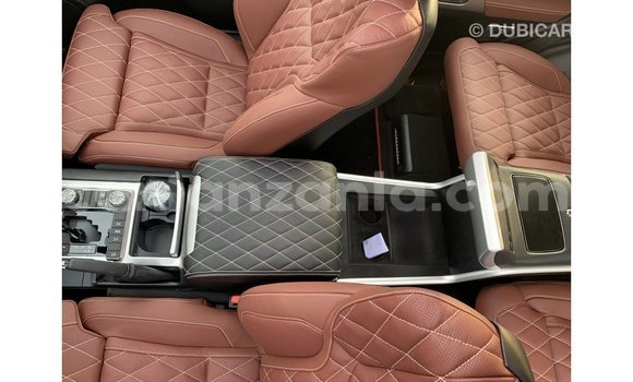 Nunua Imported Toyota Land Cruiser Nyeusi Gari ndani ya Import - Dubai nchini Arusha Nunua Imported Toyota Land Cruiser Nyeusi Gari ndani ya Import - Dubai nchini Arusha