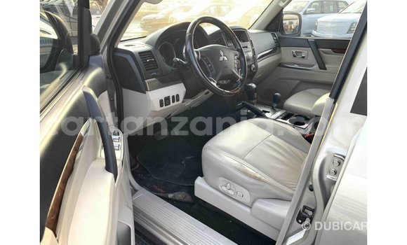 Buy Import Mitsubishi Pajero Other Car in Import - Dubai in Arusha Buy Import Mitsubishi Pajero Other Car in Import - Dubai in Arusha