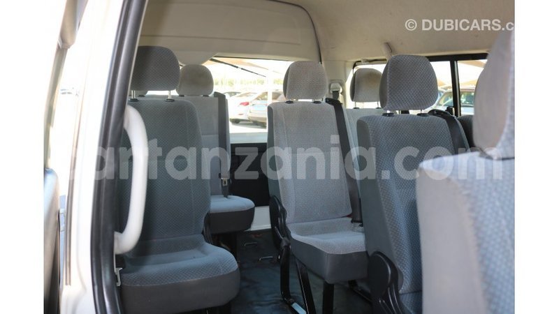 Big with watermark toyota hiace arusha import dubai 7790