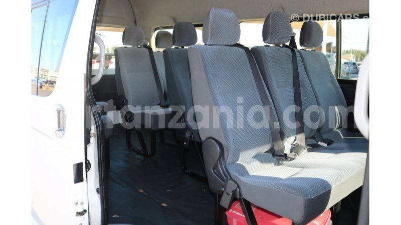 Big with watermark toyota hiace arusha import dubai 7790