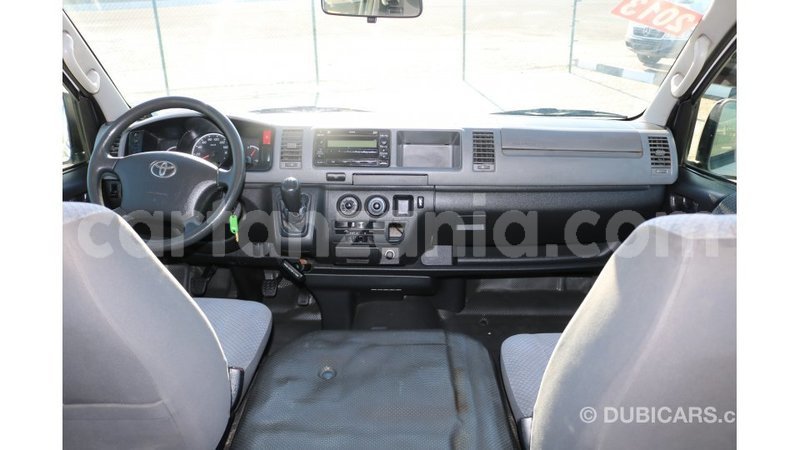 Big with watermark toyota hiace arusha import dubai 7790