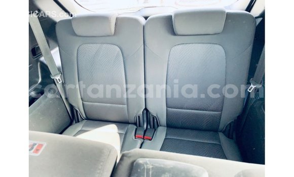 Buy Import Hyundai Santa Fe White Car in Import - Dubai in Arusha Buy Import Hyundai Santa Fe White Car in Import - Dubai in Arusha
