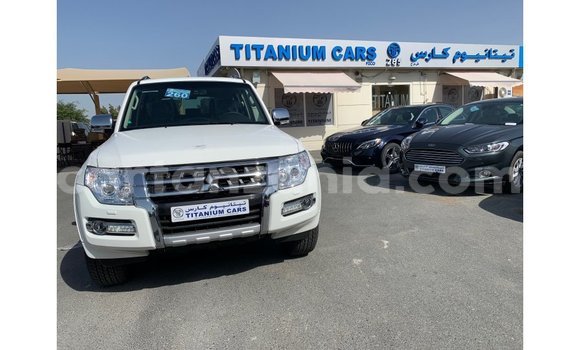 Buy Import Mitsubishi Pajero White Car in Import - Dubai in Arusha Buy Import Mitsubishi Pajero White Car in Import - Dubai in Arusha